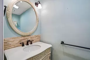 7 Nirvana Dr, Saugus, MA 01906 - Photo 27