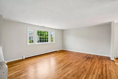 7 Nirvana Dr, Saugus, MA 01906 - Photo 3