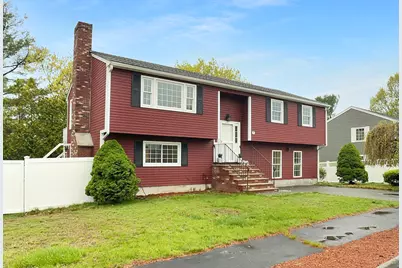 7 Nirvana Dr, Saugus, MA 01906 - Photo 1