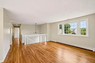 7 Nirvana Dr, Saugus, MA 01906 - Photo 9