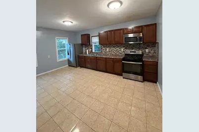 51 Snell St #3, Brockton, MA 02301 - Photo 1