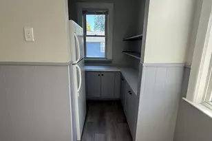 122 Aldrich St, Boston, MA 02131 - Photo 9
