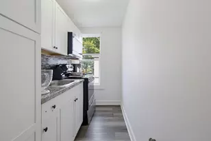211 Weld St, New Bedford, MA 02740 - Photo 9