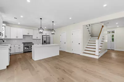33 Seabiscuit Dr, Plymouth, MA 02360 - Photo 5