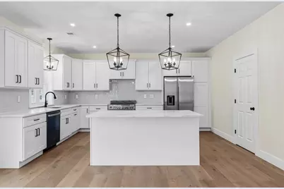 33 Seabiscuit Dr, Plymouth, MA 02360 - Photo 13