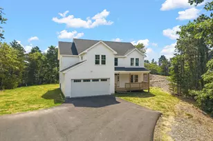33 Seabiscuit Dr, Plymouth, MA 02360 - Photo 1