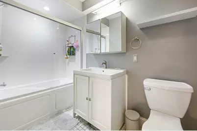 208-210 W 7th St #1, Boston, MA 02127 - Photo 13