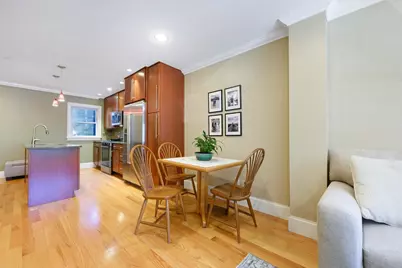 208-210 W 7th St #1, Boston, MA 02127 - Photo 11