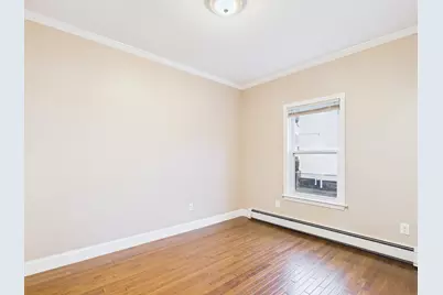 201 Riverside Ave #1, Medford, MA 02155 - Photo 5