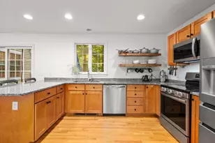 53 E Baylies Rd, Charlton, MA 01507 - Photo 11