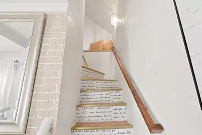 25 Orient St, Worcester, MA 01604 - Photo 25