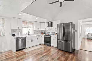 25 Orient St, Worcester, MA 01604 - Photo 3