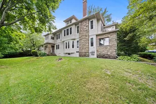 11 Roseland Rd, Worcester, MA 01609 - Photo 1