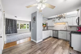 24 Kennedy St, Dartmouth, MA 02747 - Photo 11