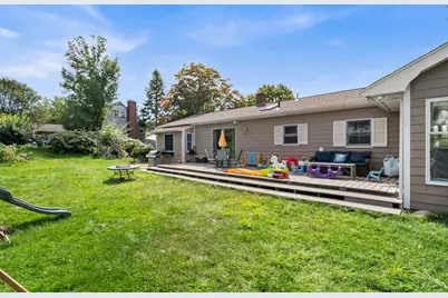 24 Kennedy St, Dartmouth, MA 02747 - Photo 31