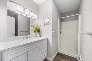 24 Kennedy St, Dartmouth, MA 02747 - Photo 19
