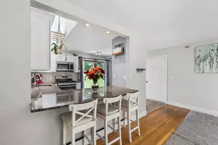 24 Kennedy St, Dartmouth, MA 02747 - Photo 7
