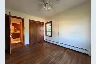 1 Fiske Ave, Saugus, MA 01906 - Photo 5