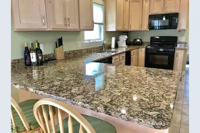 37 R Street Winter Rental #oct to jun, Hull, MA 02045 - Photo 3