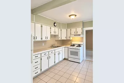 17 Sumner Ave #1, Wakefield, MA 01880 - Photo 5