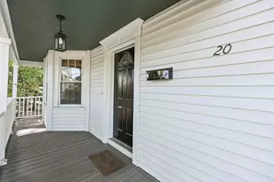 20 Donizetti St, Wellesley, MA 02482 - Photo 3