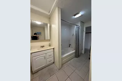 167 K St #1, Boston, MA 02127 - Photo 3