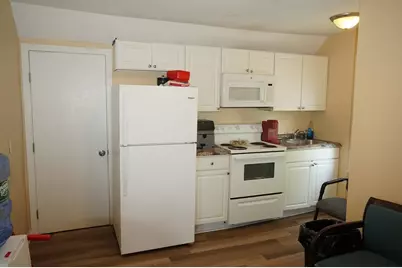 170 Middleboro Ave #3, Taunton, MA 02718 - Photo 3
