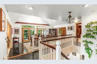 9 Elm Top, Beverly, MA 01915 - Photo 5