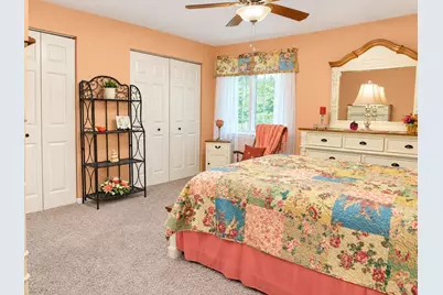 24 Magnolia St #2B, Attleboro, MA 02703 - Photo 11