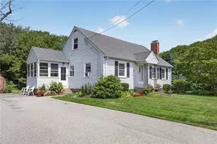 130 Thurston St, East Providence, RI 02915 - Photo 1
