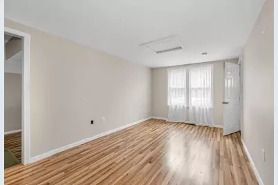 115 Sladen St, Dracut, MA 01826 - Photo 17