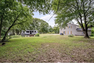115 Sladen St, Dracut, MA 01826 - Photo 33