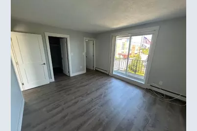 2 Meacham St #6, Somerville, MA 02145 - Photo 5