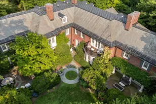 381 Warren St, Brookline, MA 02445 - Photo 5