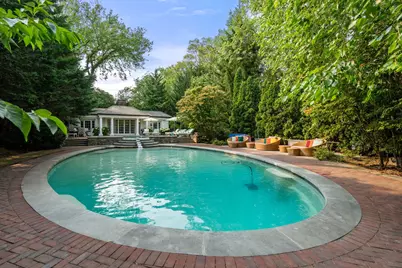 381 Warren Street, Brookline, MA 02445 - Photo 25