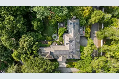 381 Warren Street, Brookline, MA 02445 - Photo 3