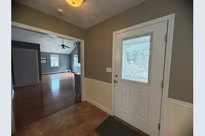 81 N Main St, Bellingham, MA 02019 - Photo 5