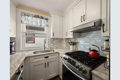 287 Wood St, New Bedford, MA 02745 - Photo 21