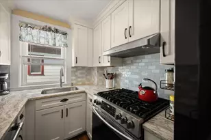287 Wood St, New Bedford, MA 02745 - Photo 21