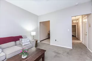 377 Bunker Hill St, Boston, MA 02129 - Photo 11