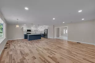 765 Massachusetts Ave, Lunenburg, MA 01462 - Photo 11