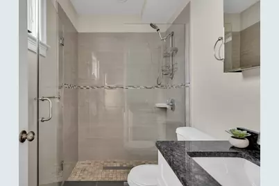 33 Clyde St #1, Somerville, MA 02145 - Photo 15