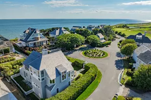 122 Shore Dr W, Mashpee, MA 02649 - Photo 1