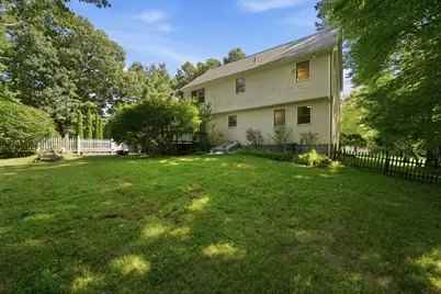 22 Grassy Meadow Rd, Wilbraham, MA 01095 - Photo 37