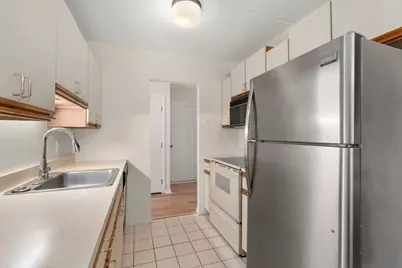 100 Lexington Street #B8, Belmont, MA 02478 - Photo 9