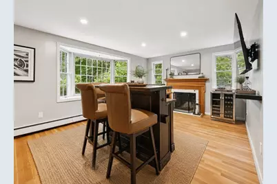 185 Marked Tree Rd, Holliston, MA 01746 - Photo 11