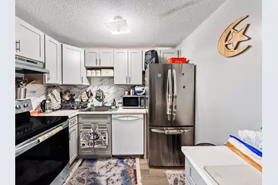 175 Ward St #46, Revere, MA 02151 - Photo 11