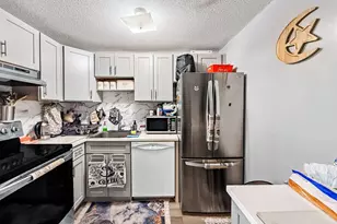 175 Ward St, Revere, MA 02151 - Photo 11