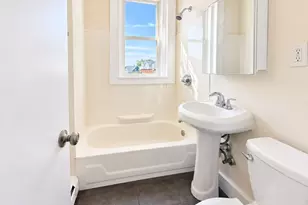 8 Kenwwod St, Boston, MA 02124 - Photo 17
