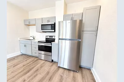8 Kenwwod St #7, Boston, MA 02124 - Photo 9